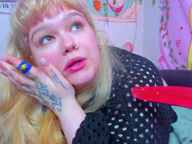 -CandyM1lky- webcam