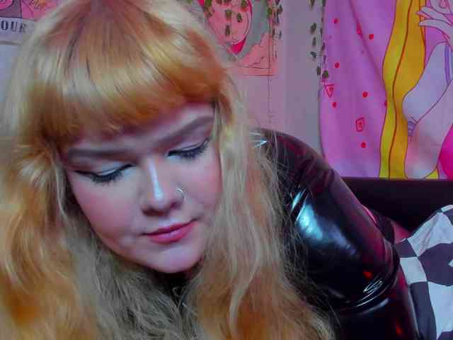 -CandyM1lky- webcam