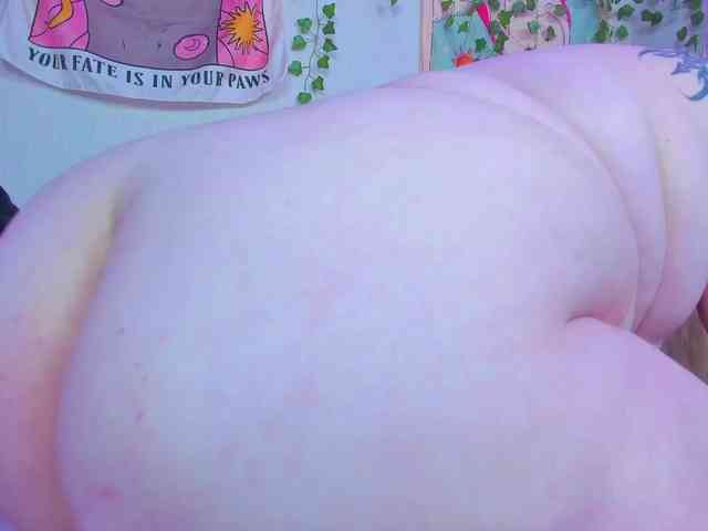 -CandyM1lky- webcam