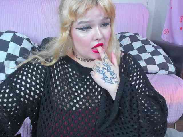 -CandyM1lky- webcam