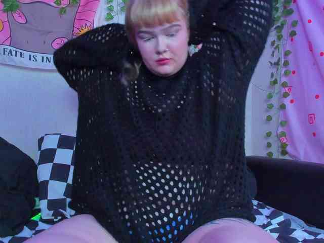 -CandyM1lky- webcam