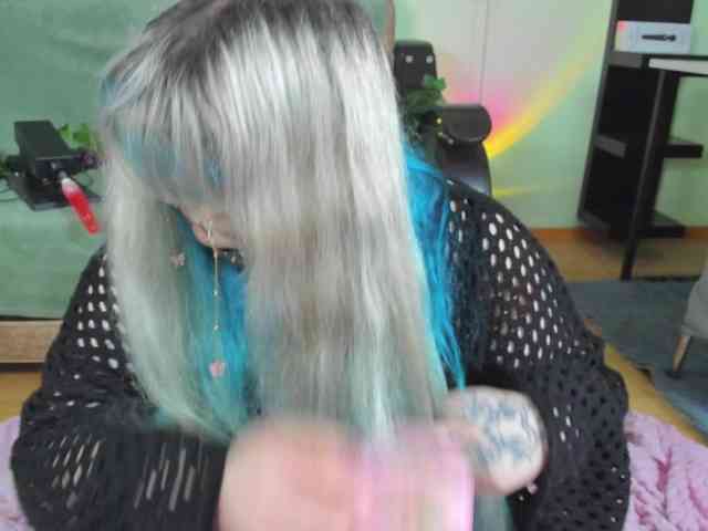 -CandyM1lky- webcam