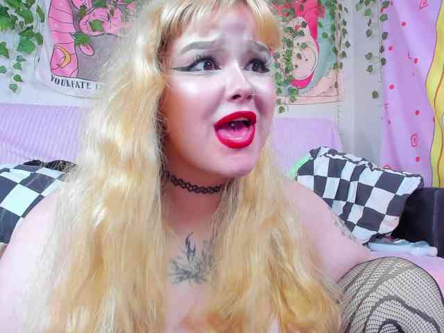 -CandyM1lky- webcam