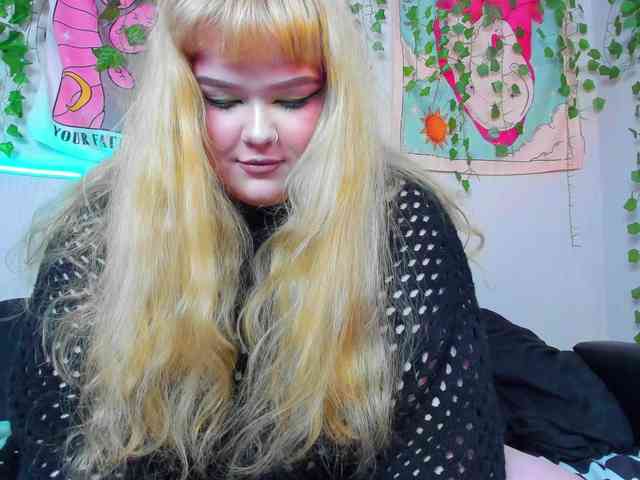 -CandyM1lky- webcam