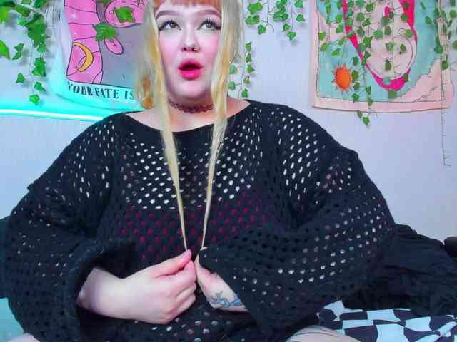 -CandyM1lky- webcam