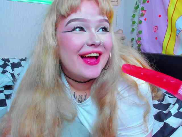 -CandyM1lky- webcam