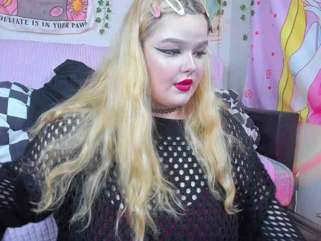 -CandyM1lky- webcam