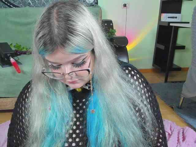 -CandyM1lky- webcam