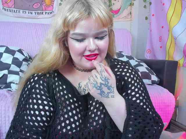 -CandyM1lky- webcam