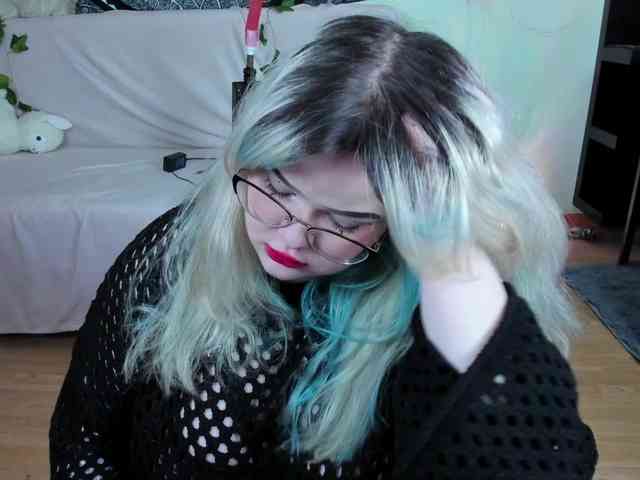 -CandyM1lky- -CandyM1lky-