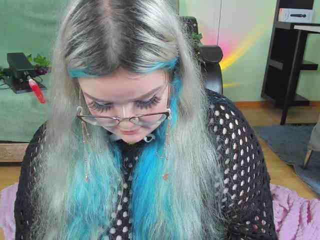 -CandyM1lky- webcam
