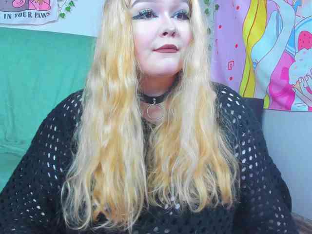 -CandyM1lky- webcam