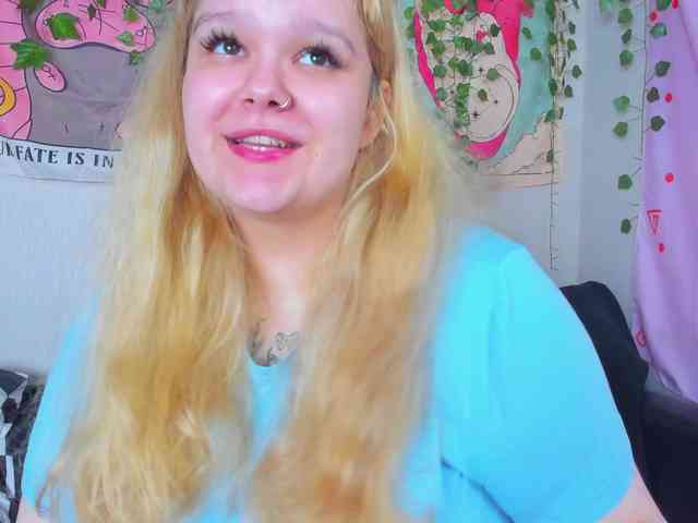 -CandyM1lky- webcam