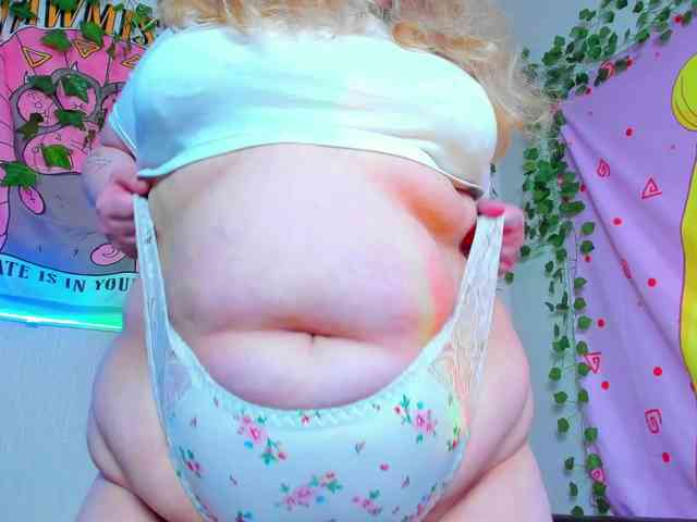 -CandyM1lky- webcam