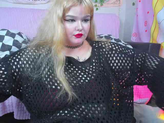 -CandyM1lky- webcam