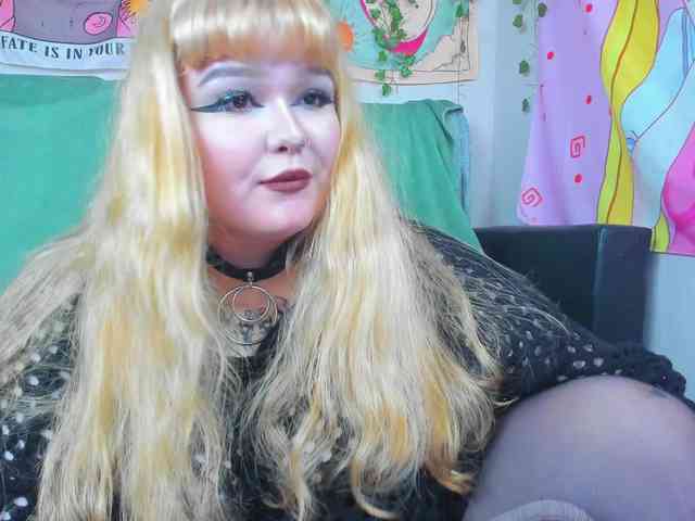 -CandyM1lky-