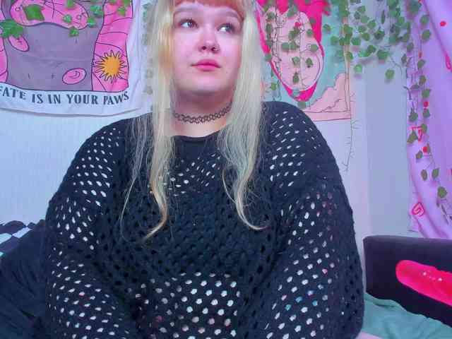 -CandyM1lky- webcam
