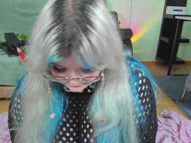 -CandyM1lky- webcam