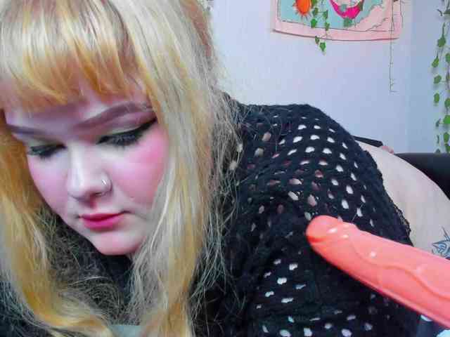 -CandyM1lky- webcam