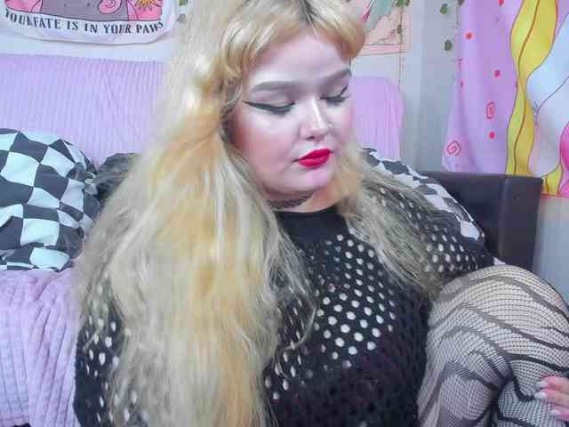 -CandyM1lky- webcam