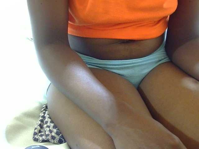 Sexyvilliet's BongaCams show and profile