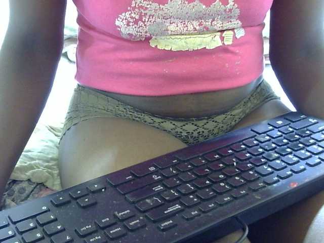 Sexyvilliet's BongaCams show and profile