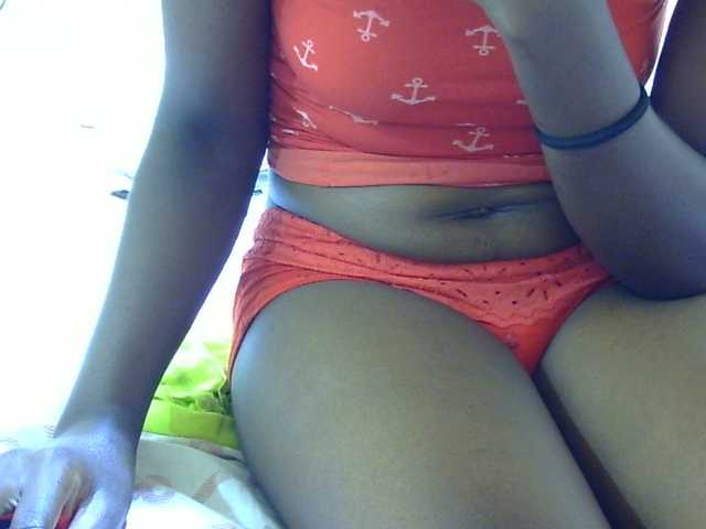 Sexyvilliet's BongaCams show and profile