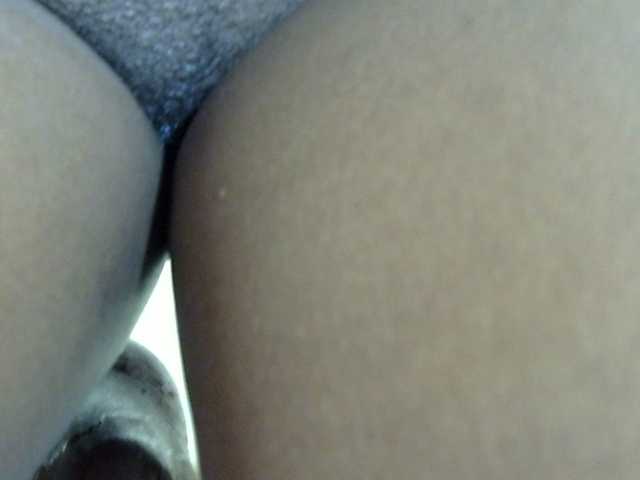 Sexyvilliet's BongaCams show and profile