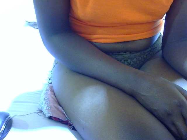 Sexyvilliet's BongaCams show and profile