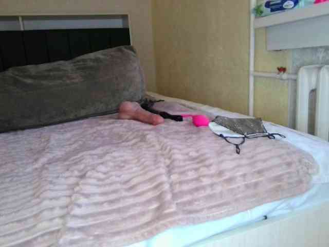 Adel0299 webcam