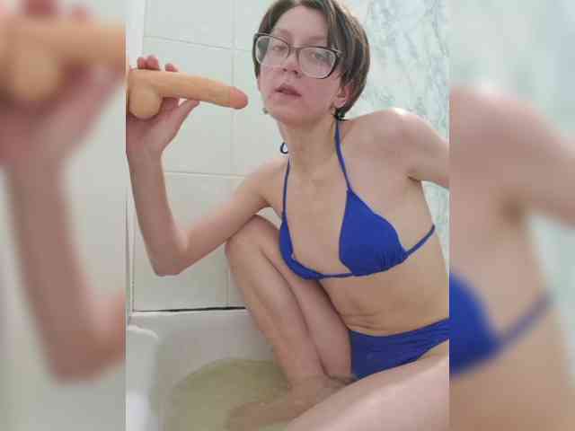 Mirosadnes Live Webcam on BongaCams