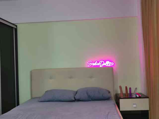 SophieSweetDoll webcam