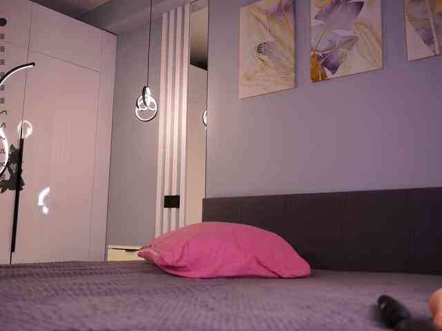 AnetaFoster webcam
