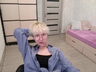 ElizabethWooler Porn Show