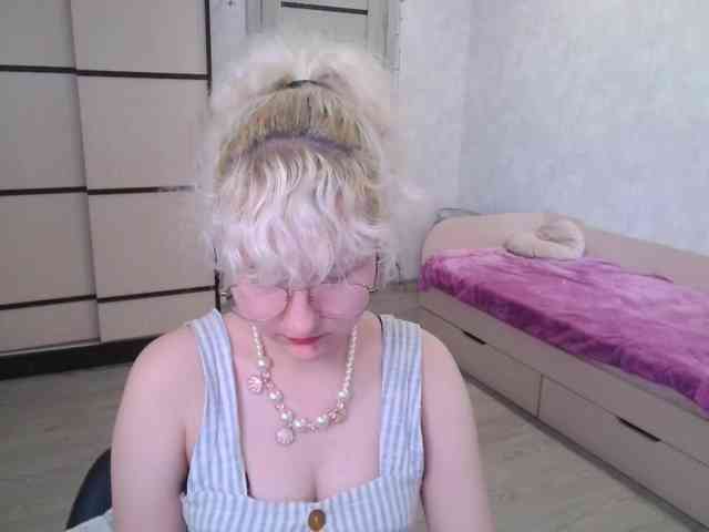 ElizabethWooler webcam