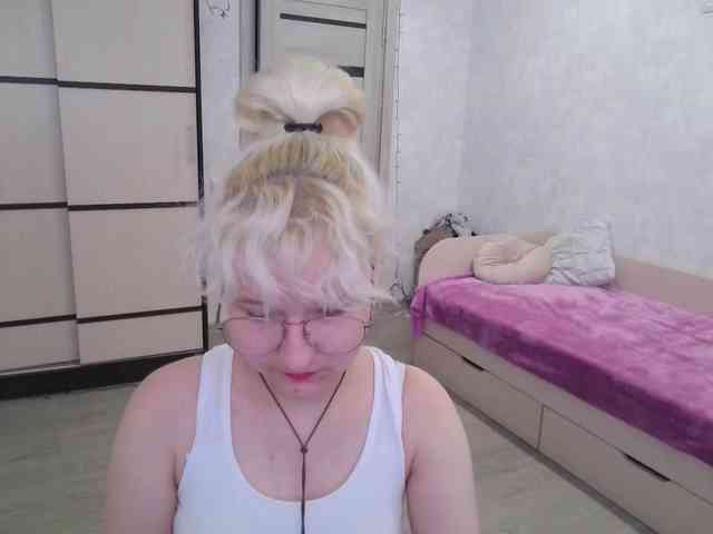 ElizabethWooler webcam