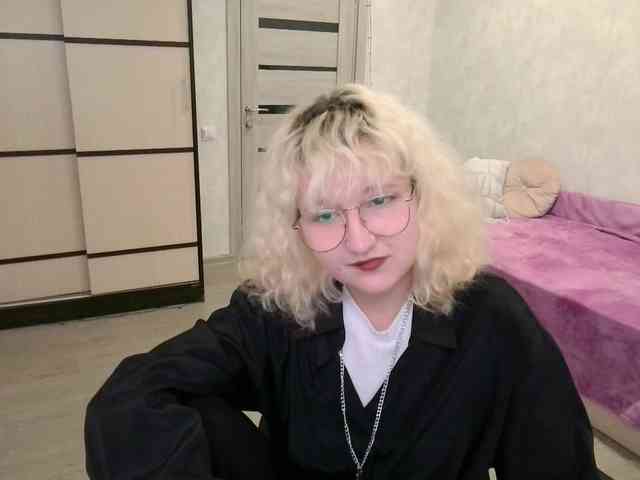 ElizabethWooler webcam