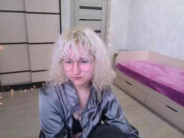 ElizabethWooler webcam
