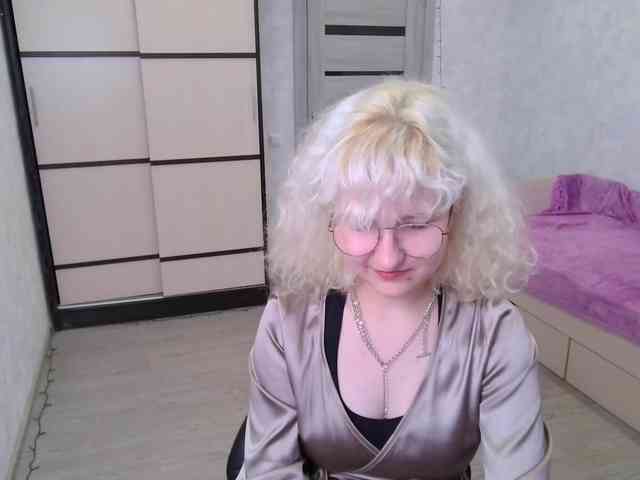 ElizabethWooler webcam