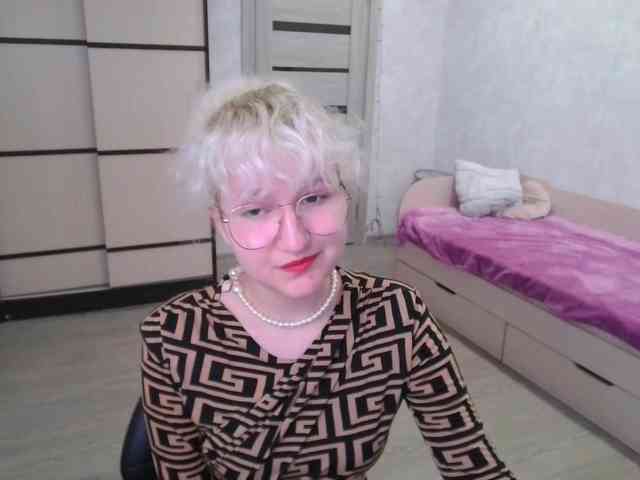 ElizabethWooler webcam