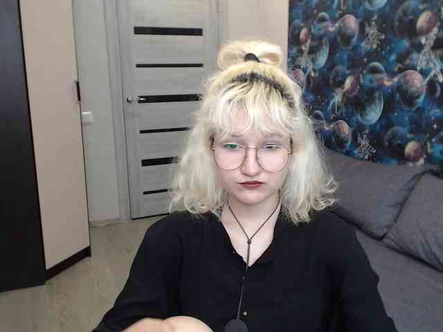 ElizabethWooler webcam