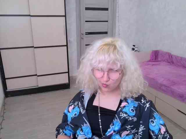 ElizabethWooler webcam