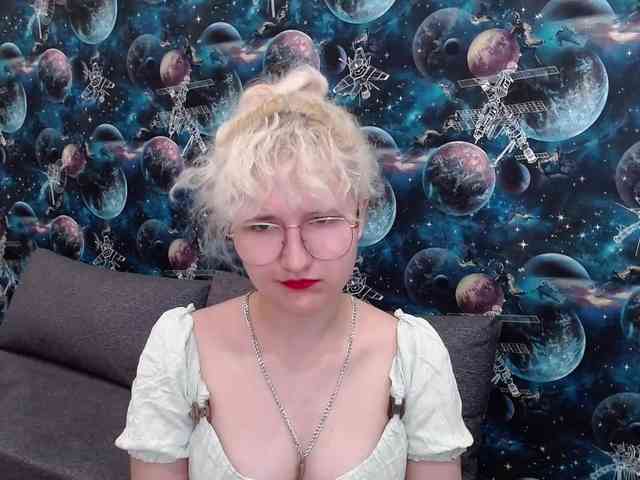 ElizabethWooler webcam
