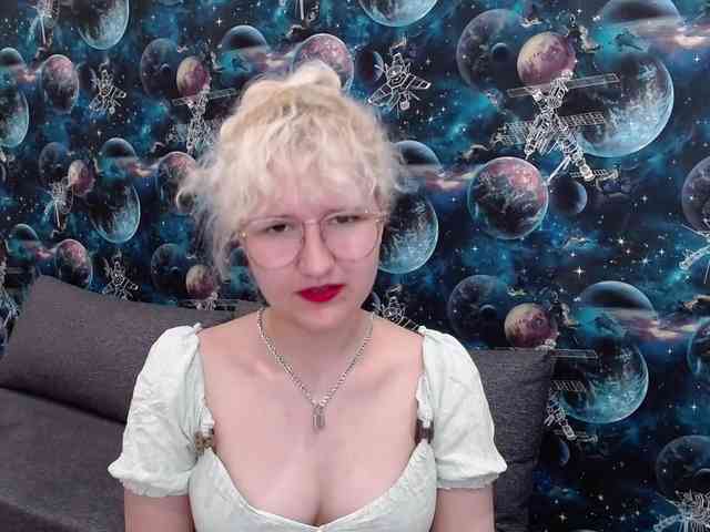 ElizabethWooler webcam