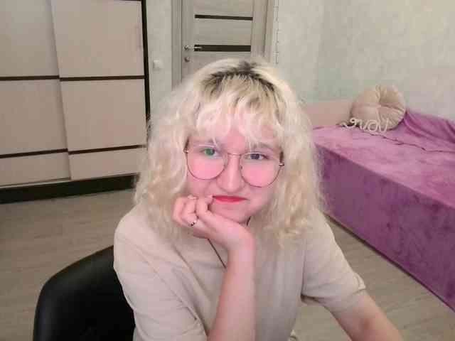 ElizabethWooler webcam