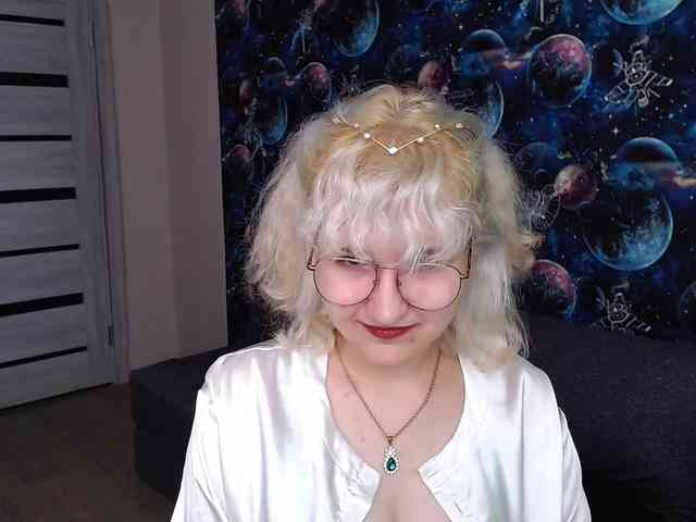 ElizabethWooler webcam