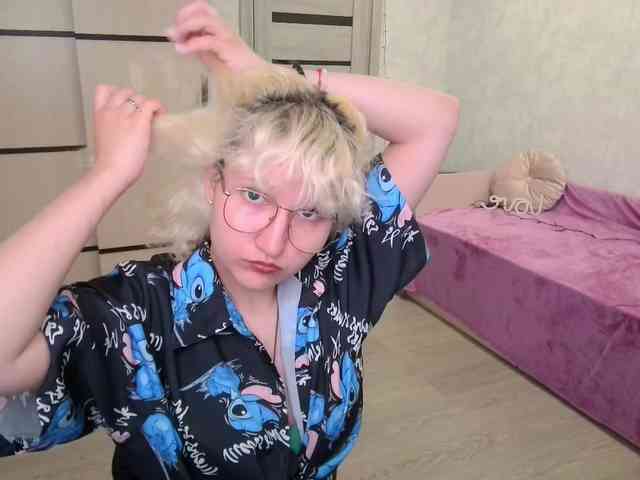 ElizabethWooler webcam