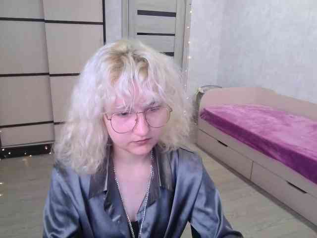 ElizabethWooler webcam