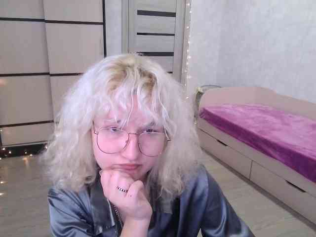 ElizabethWooler webcam