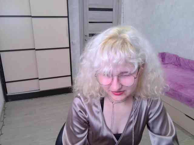 ElizabethWooler webcam
